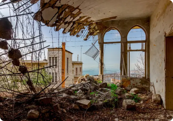 Tampa storm recovery and repair service with Major Restorations, a storm damage contractor serving Hillsborough and Pinellas Counties.